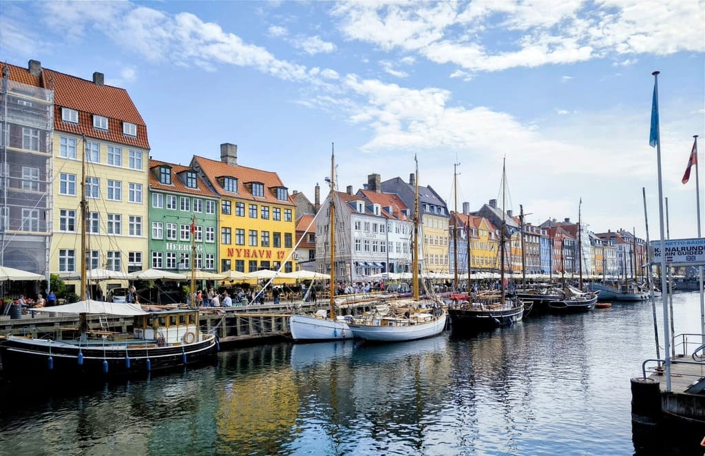 Copenhague, una parada imprescindible en tu viaje por los Fiordos Noruegos