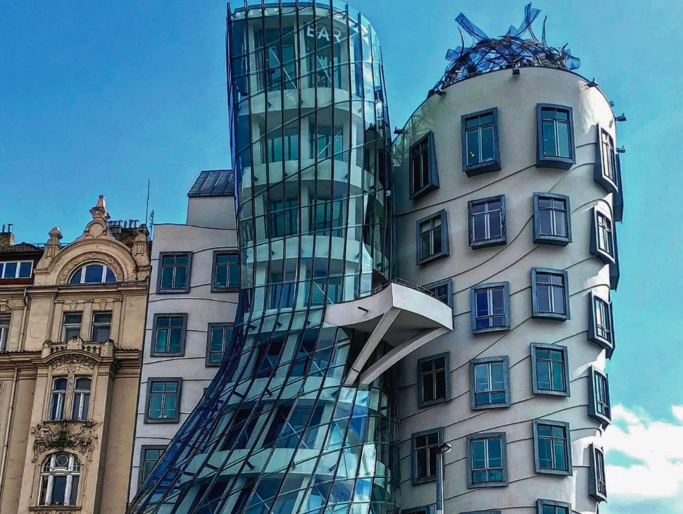La Casa Danzante visita imprescindible en tu viaje a Praga